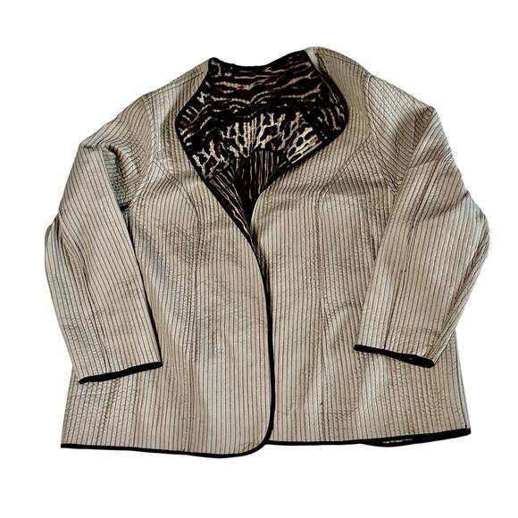 Catherines Reversible Quilted Jacket Animal Print / Neutral Women’s Plus Size 2X - Picture 3 of 5